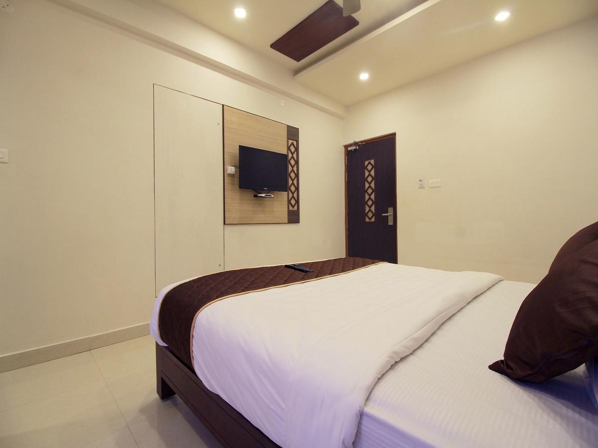 Oyo 11489 Pkn Classic Regency Madurai Exteriér fotografie