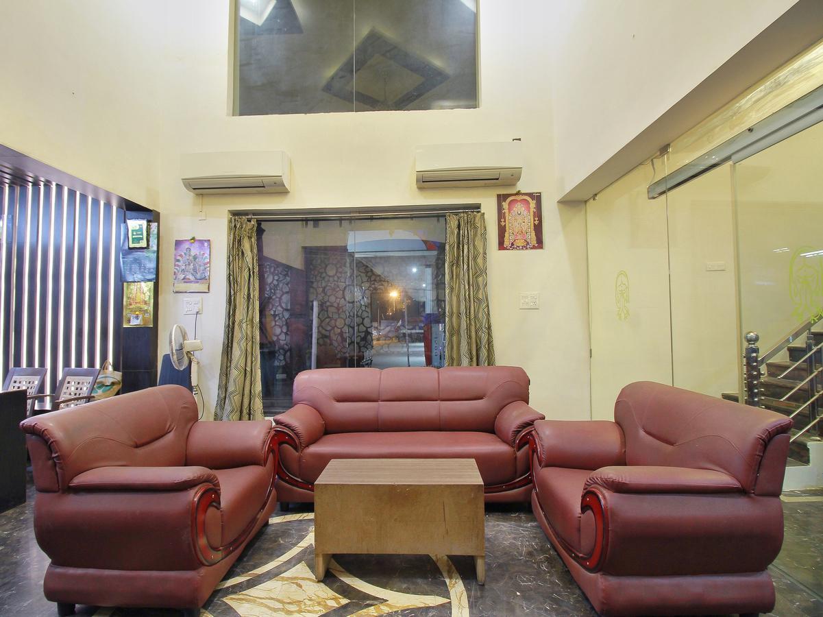 Oyo 11489 Pkn Classic Regency Madurai Exteriér fotografie